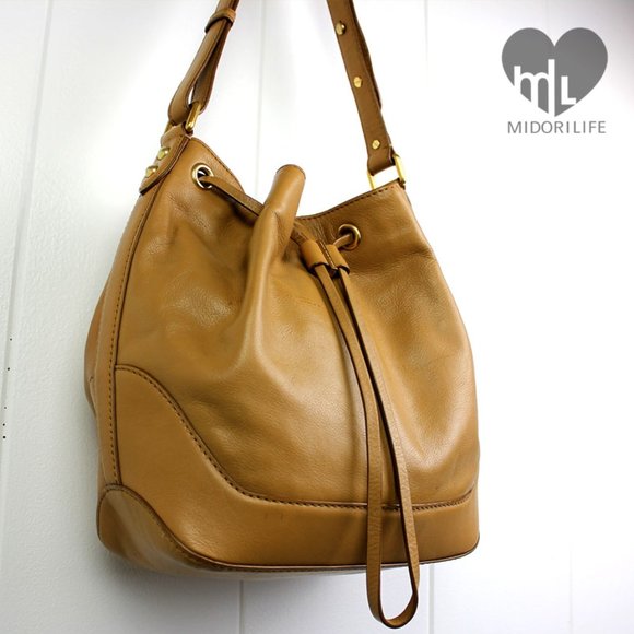 MARC BY MARC JACOBS Regine Voyage Drawstring Bucket Bag - Picture 3 of 16